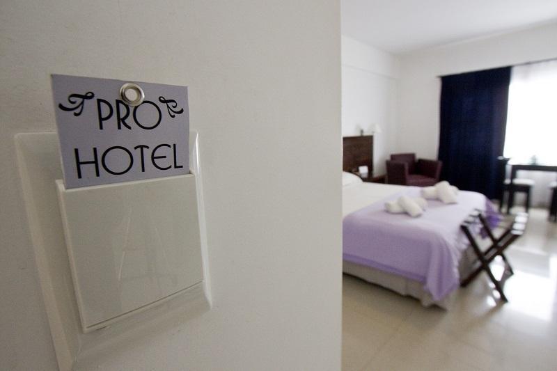 Pro Hotel Пилар Екстериор снимка