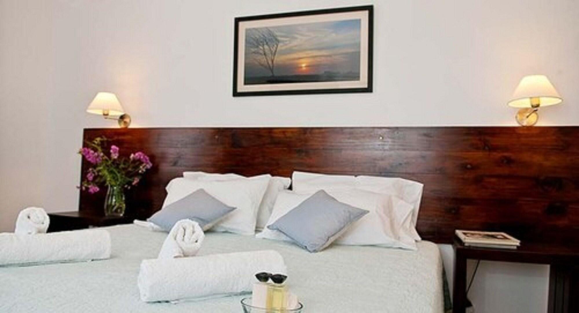 Pro Hotel Пилар Екстериор снимка
