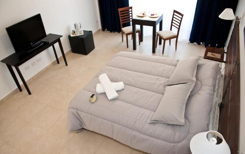 Pro Hotel Пилар Екстериор снимка